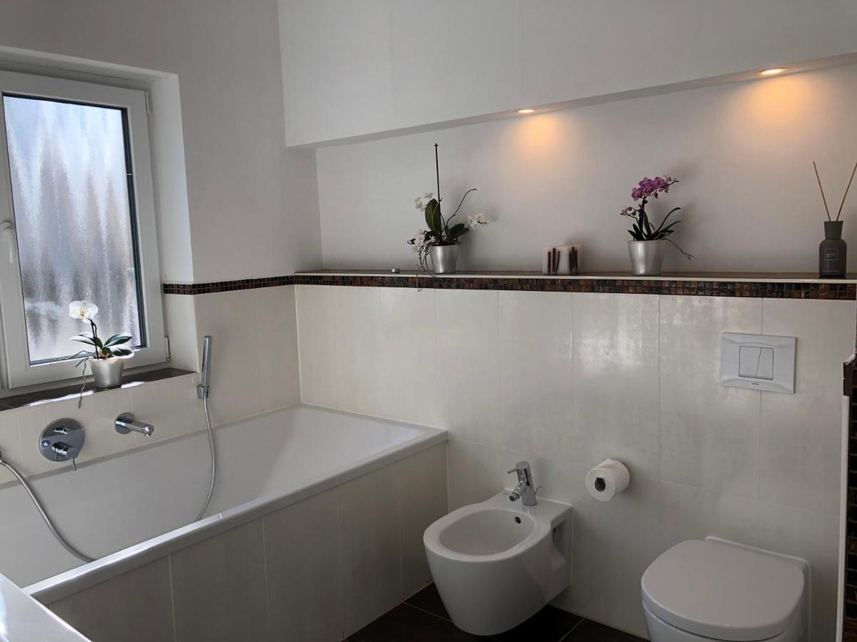 Exclusive Airport Apartment Kelsterbach Exterior foto